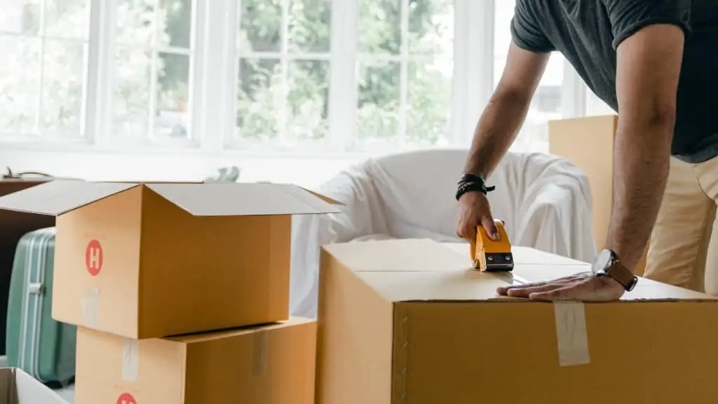 Moving House: The Ultimate 2021 Guide to Removals - Thompson & Son